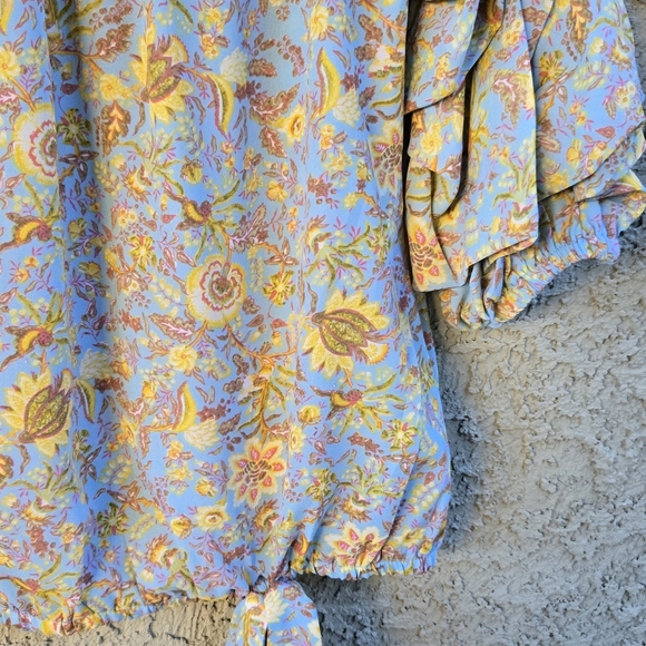 CeCe Spring Floral Ruffle Sleeve Blouse - Picture 5 of 8